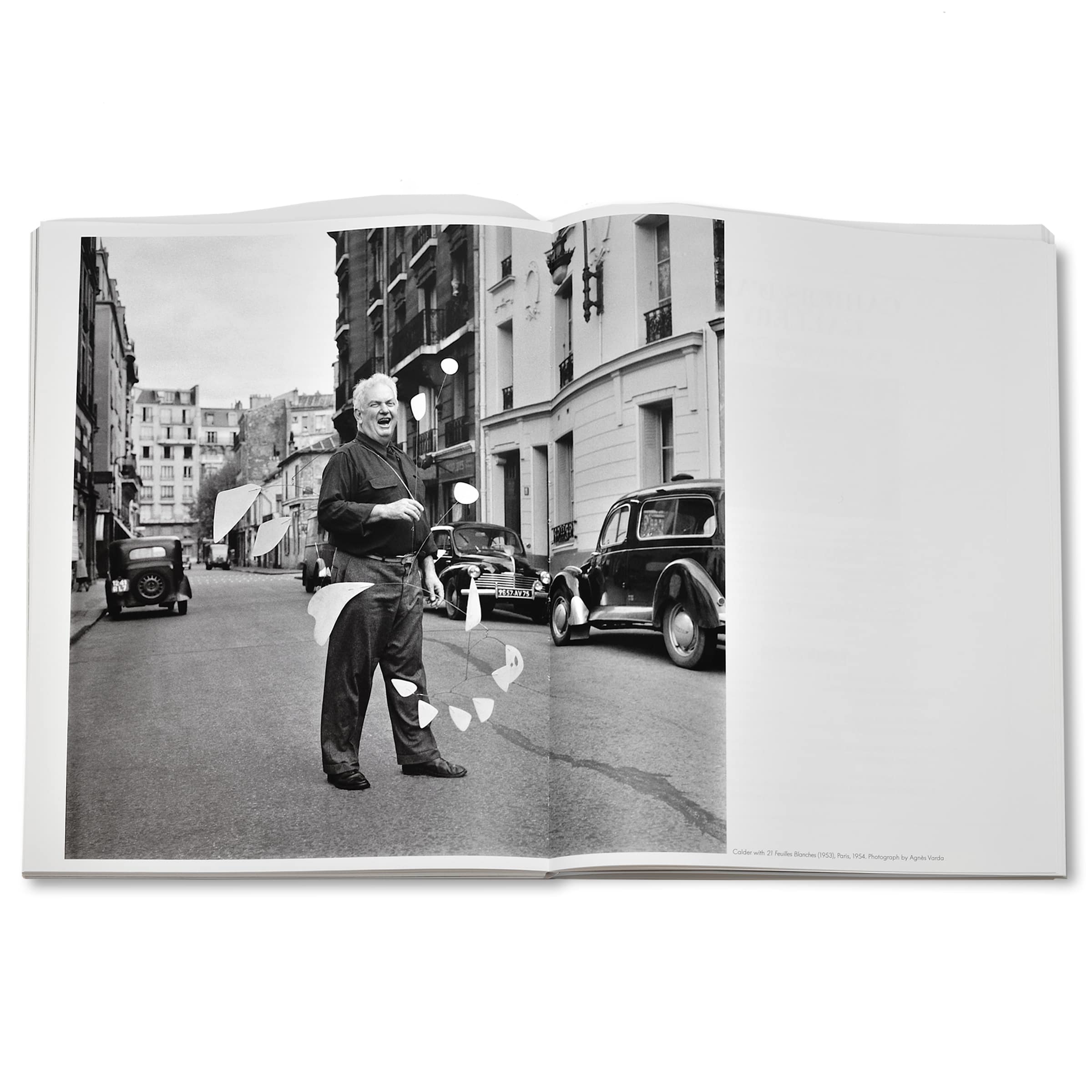 Revue Cahiers d'Art, 2015, Calder in France, Standard Edition image 3