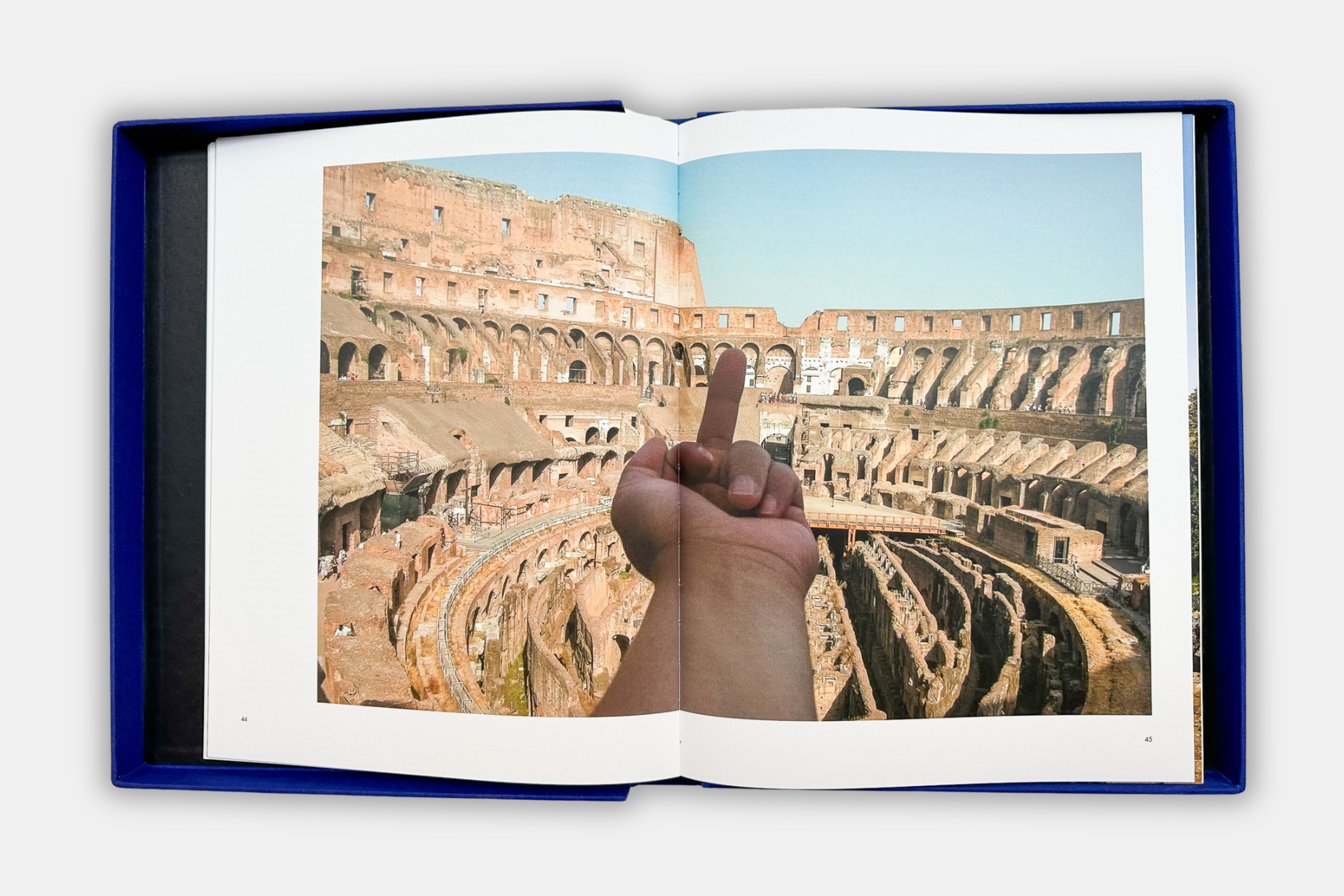 Revue Cahiers d'Art, 2019, Ai Weiwei, Edition Limitée comprenant une Oeuvre originale