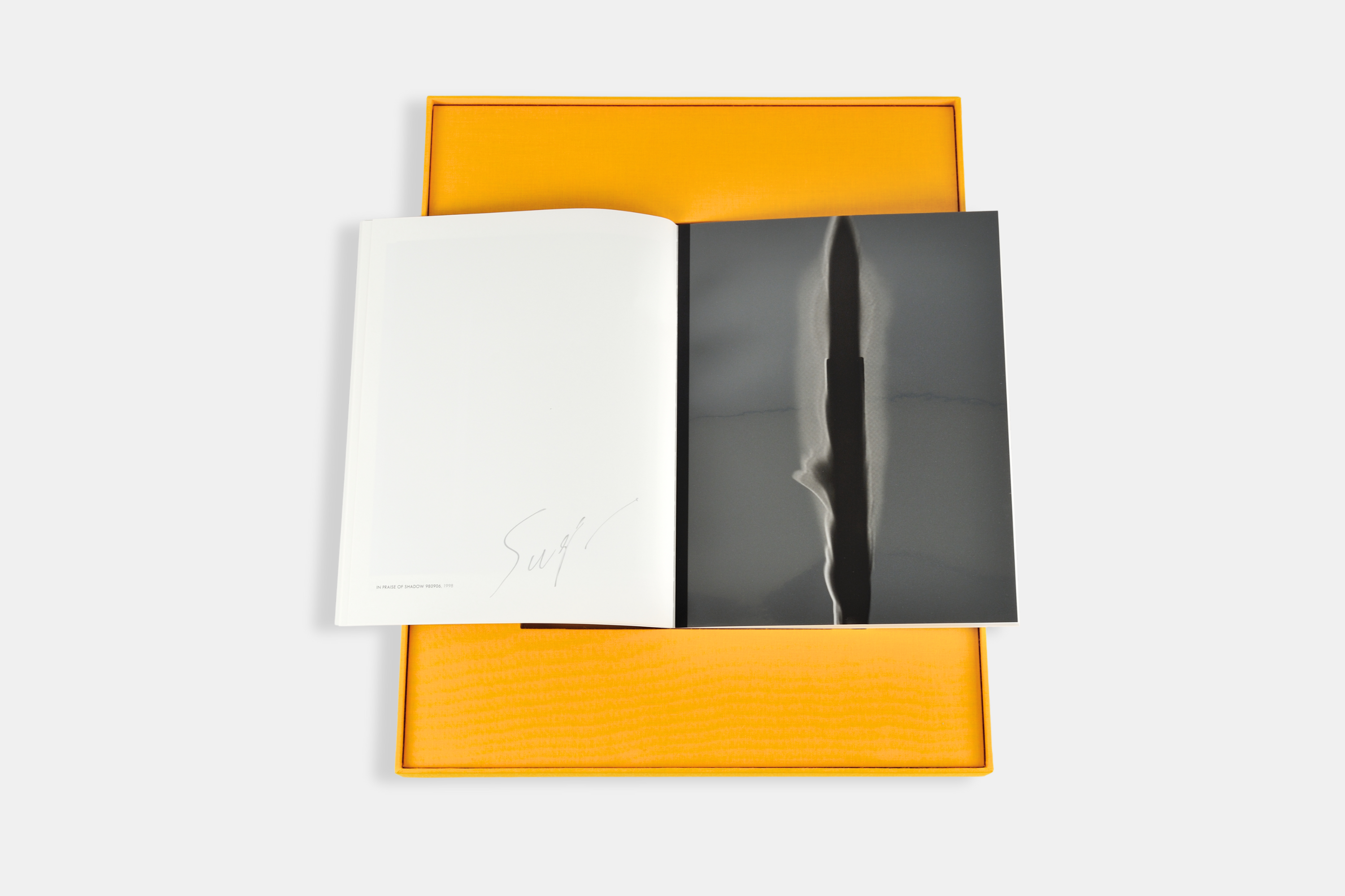 Revue Cahiers d'Art, 2014, n°1, Hiroshi Sugimoto, Édition limitée incluant une œuvre originale