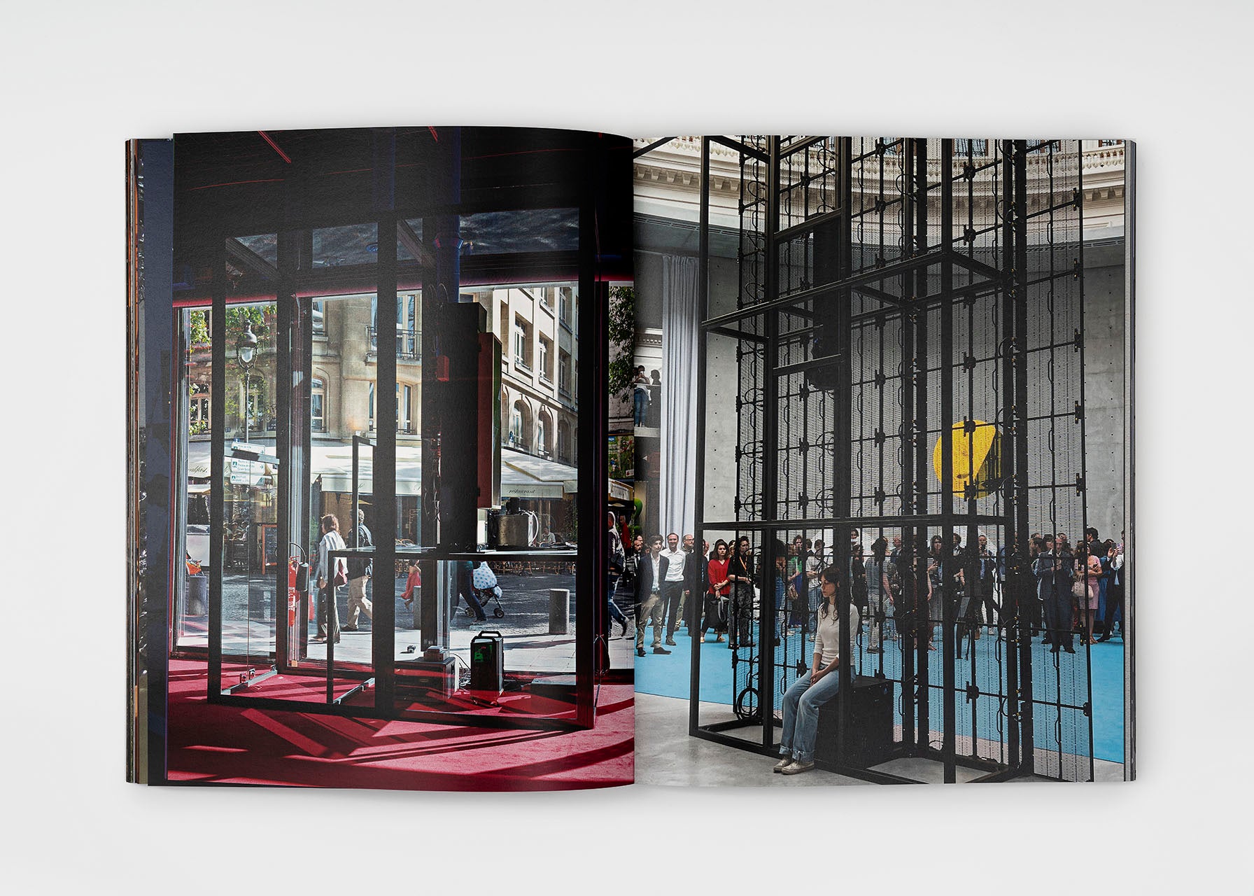 Revue Cahiers d'Art, 2023, Philippe Parreno, Edition Limitée comprenant une Oeuvre originale