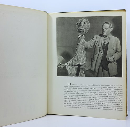Les sculptures de Picasso, Text by D.H Kahnweiler, Photographs by Brassai image 2