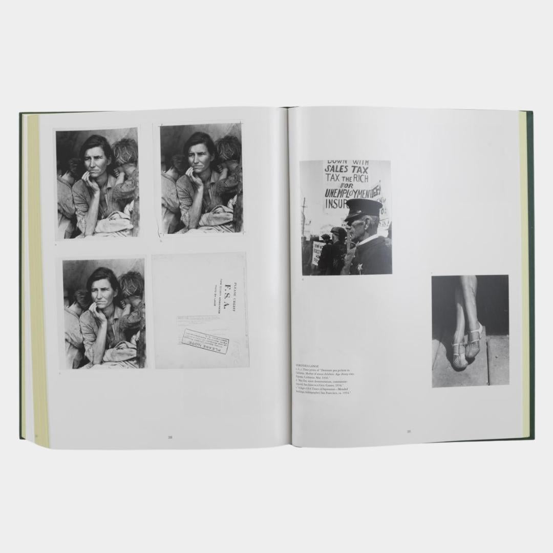 Taryn Simon, The Color of a Flea's Eye: The Picture Collection