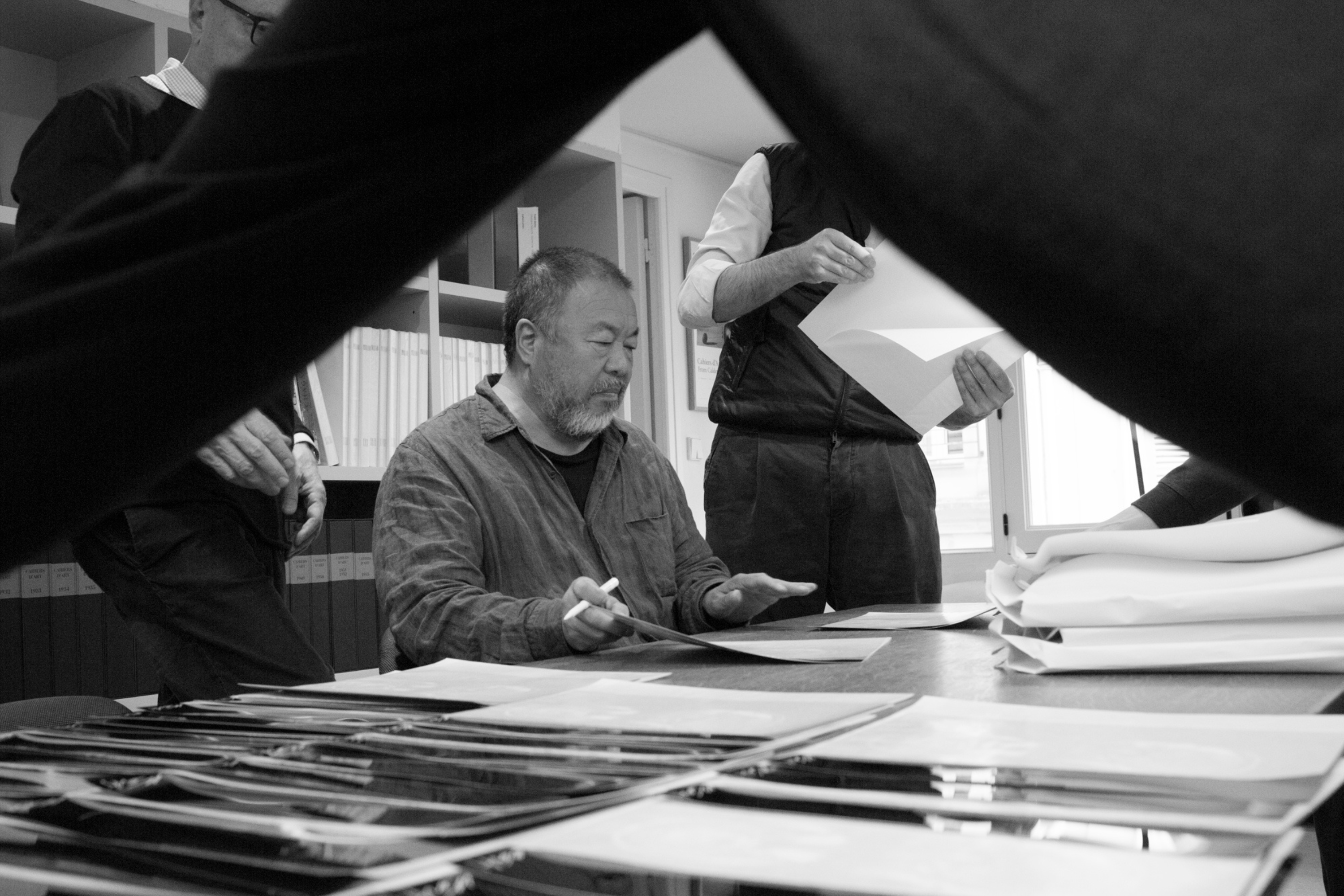 Revue Cahiers d'Art, 2019, Ai Weiwei, Edition Limitée comprenant une Oeuvre originale