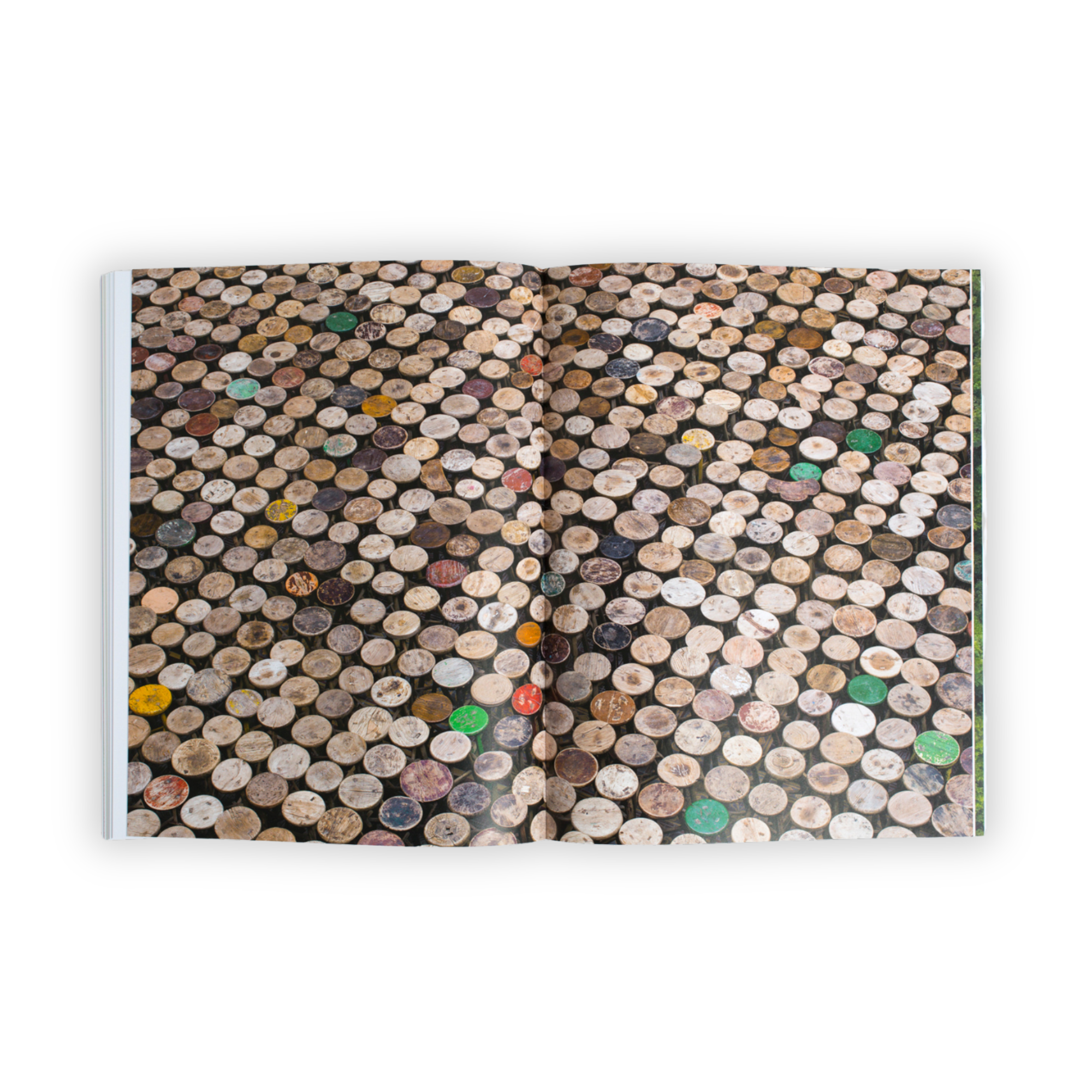 Revue Cahiers d'Art, 2019, Ai Weiwei, Standard Edition